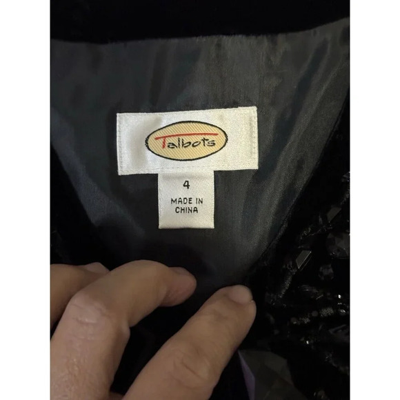 TALBOTS Women Blouse Top Black Silk Blend Velvet Rhinestone Sz 4 Holiday Goth - Picture 3 of 9